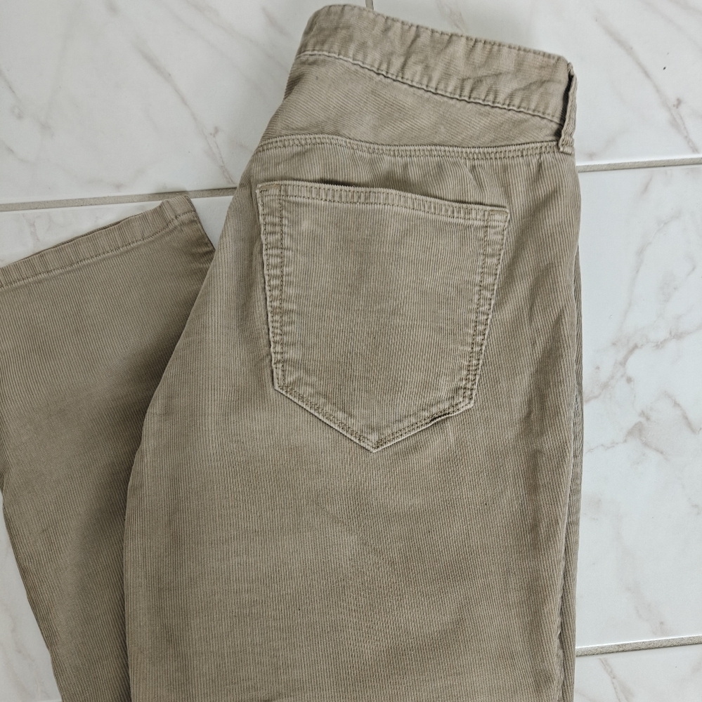 Eddie Bauer Women Khaki/Beige Lightweight Corduroy Boyfriend Fit, Size 2